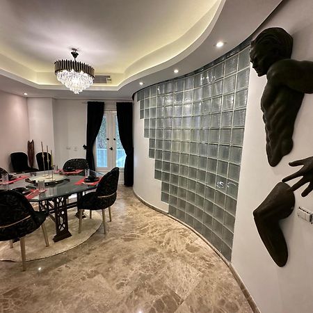 Modern 1-Bedroom Apartment In Zamalek Visits Allowed Káhira Exteriér fotografie