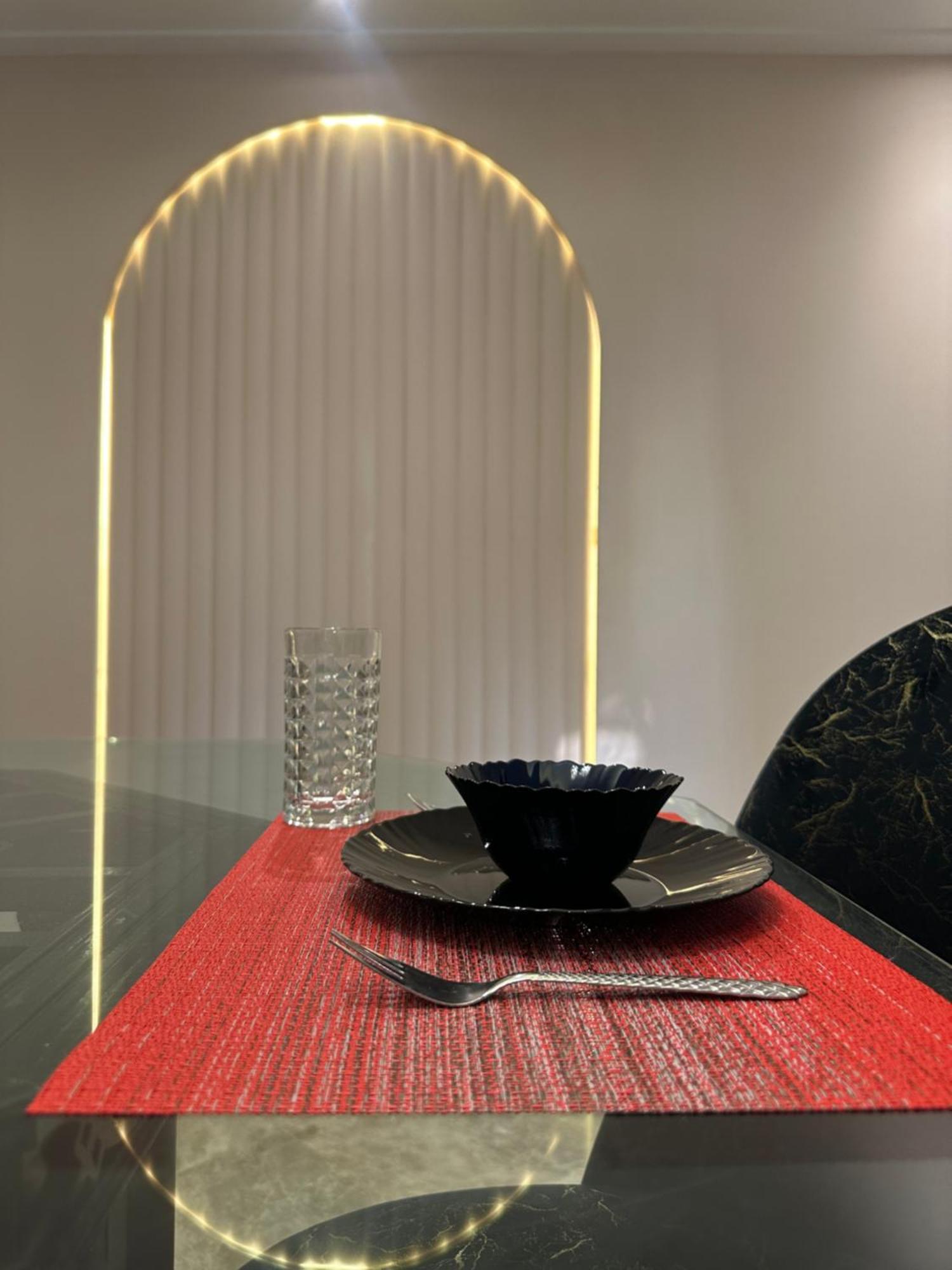 Modern 1-Bedroom Apartment In Zamalek Visits Allowed Káhira Exteriér fotografie